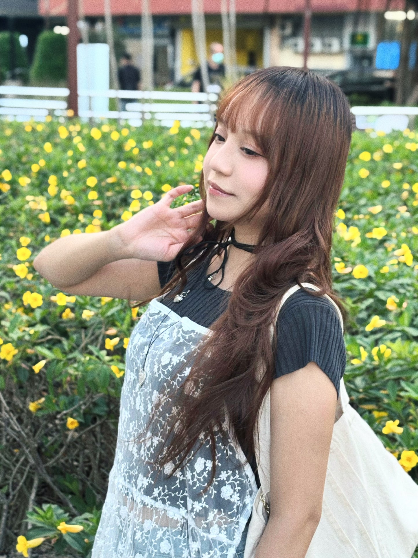 兩邊綁帶刺繡花透透外搭 T00093