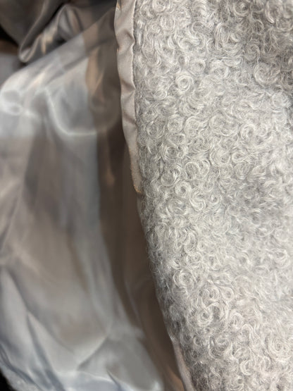暖笠笠卷毛外套 C00046