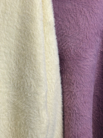 超級soft毛毛V領針織 T00053