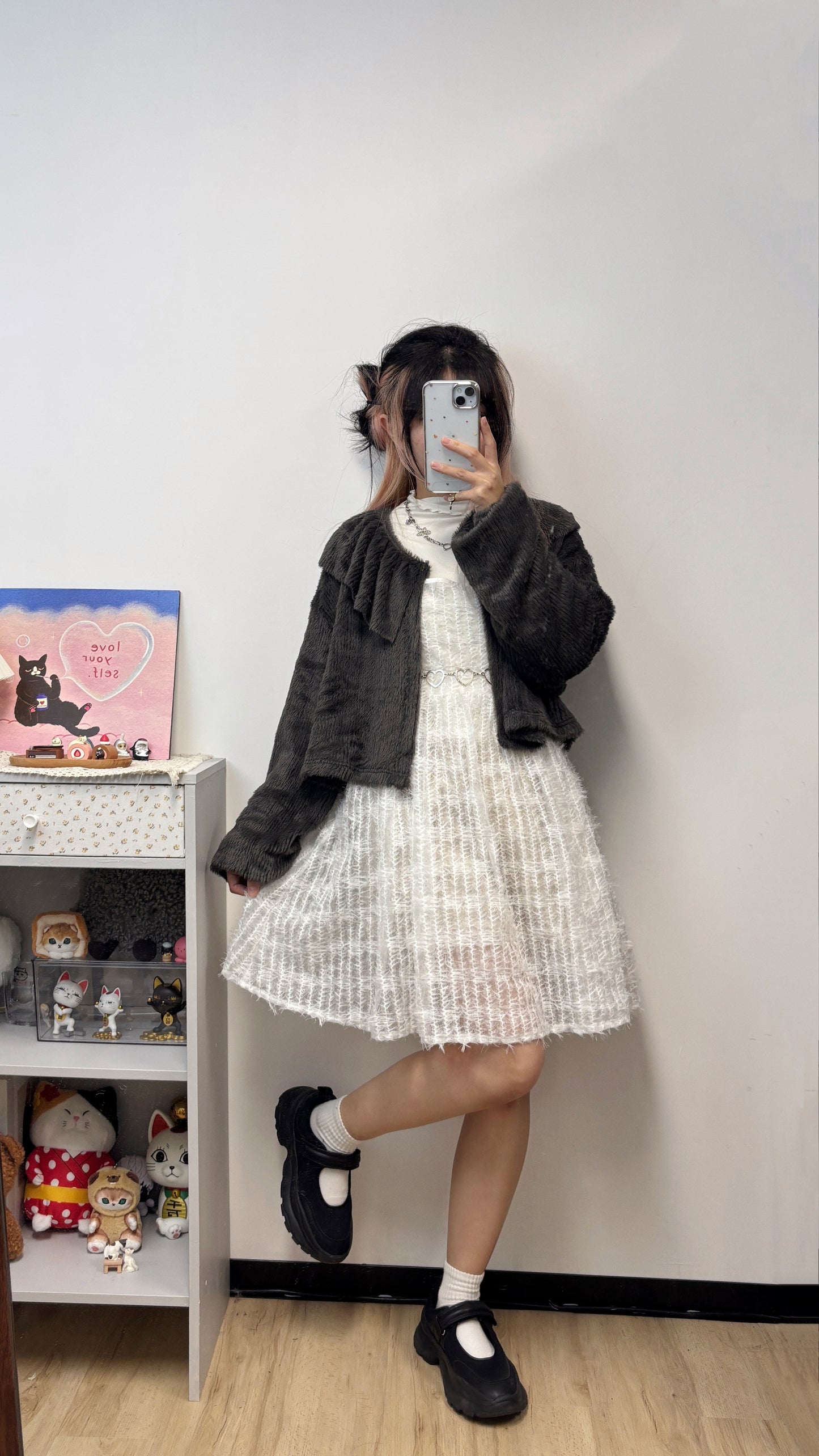 毛絨絨牛奶小外套